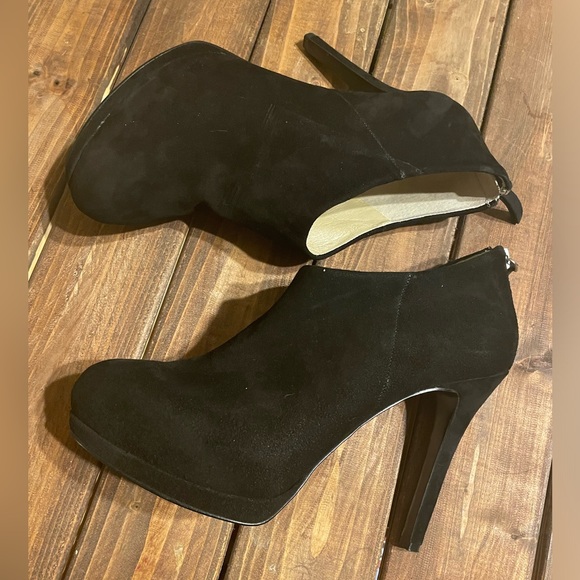 Nine West Haywire Black Suede Zip up Back heels |women’s 7.5 | - Picture 12 of 13